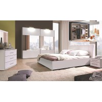 Ensemble VERONA blanc brillant lit design en simili cuir 180 x 200 cm avec 2 chevets et armoire. Meuble design