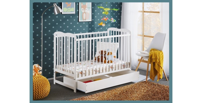 Lit bébé évolutif avec tiroir et matelas collection NOE réglable en hauteur. Coloris blanc mat.