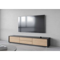 Meuble TV 180cm, 2 tiroirs et 2 portes collection MAANUM. Couleur gris et chêne clair.