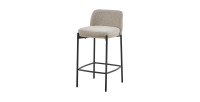 Chaise de comptoir ELISE couleur sable, dimensions H91 x L44 x P42, idéal pour un comptoir moderne