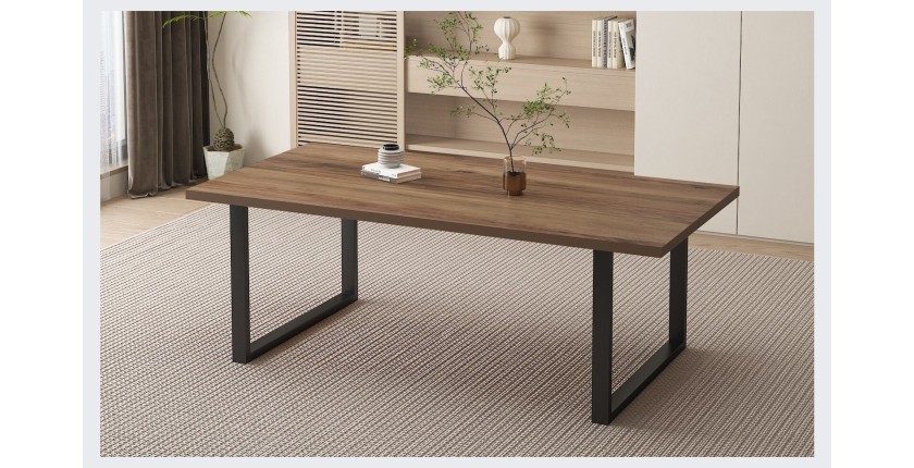 Table à manger EDWAR longueur 200cm en décor bois exotique mango, idéal pour une salle à manger conviviale