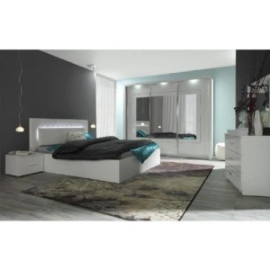 Chambre à coucher complète PANAREA + LED. Lit + garde robe + chevets + commode. Coloris blanc, finition chrome.